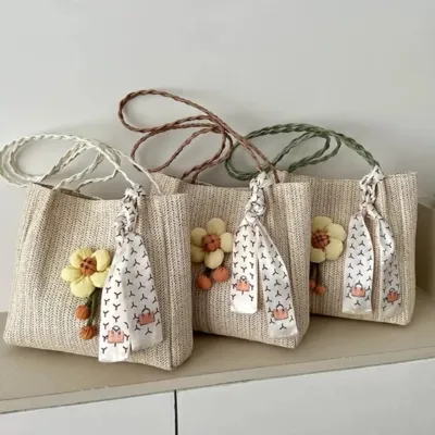 Classic Flower Braided Strap Straw Tote Bag